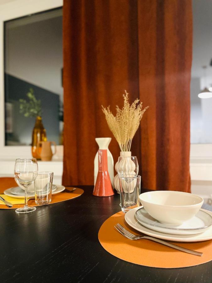 קובלנץ Klassen Stay - Exklusives Apartment Am Hbf - Kueche, Netflix, Kingsizebett מראה חיצוני תמונה